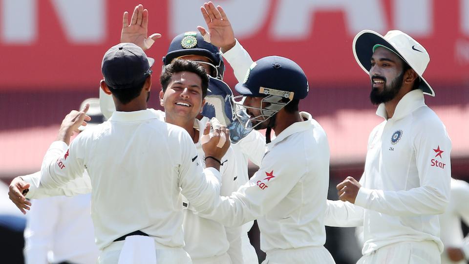 livecricketscore:australiareach178forfiveagainstindiaonday1